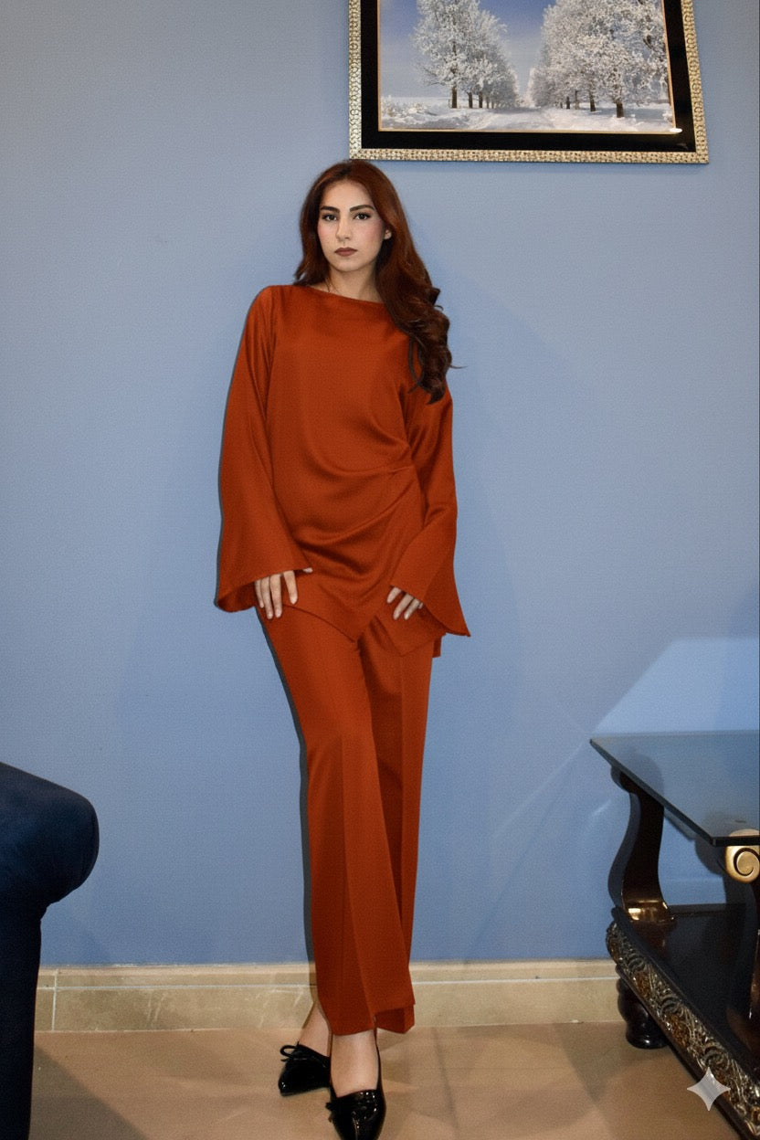 Asymmetrical Top Set